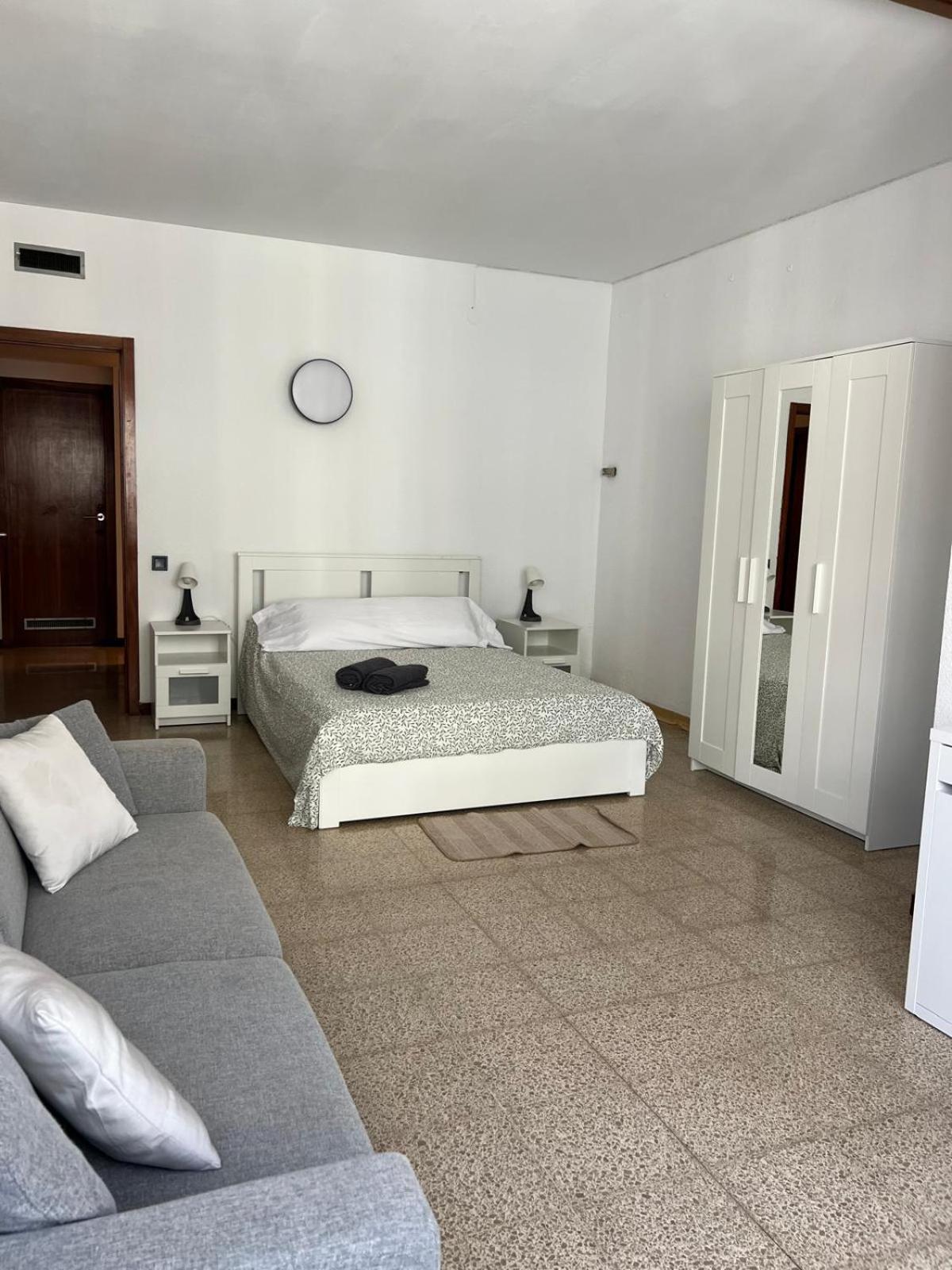 Privada En Piso Compartido Lepanto Vandrerhjem