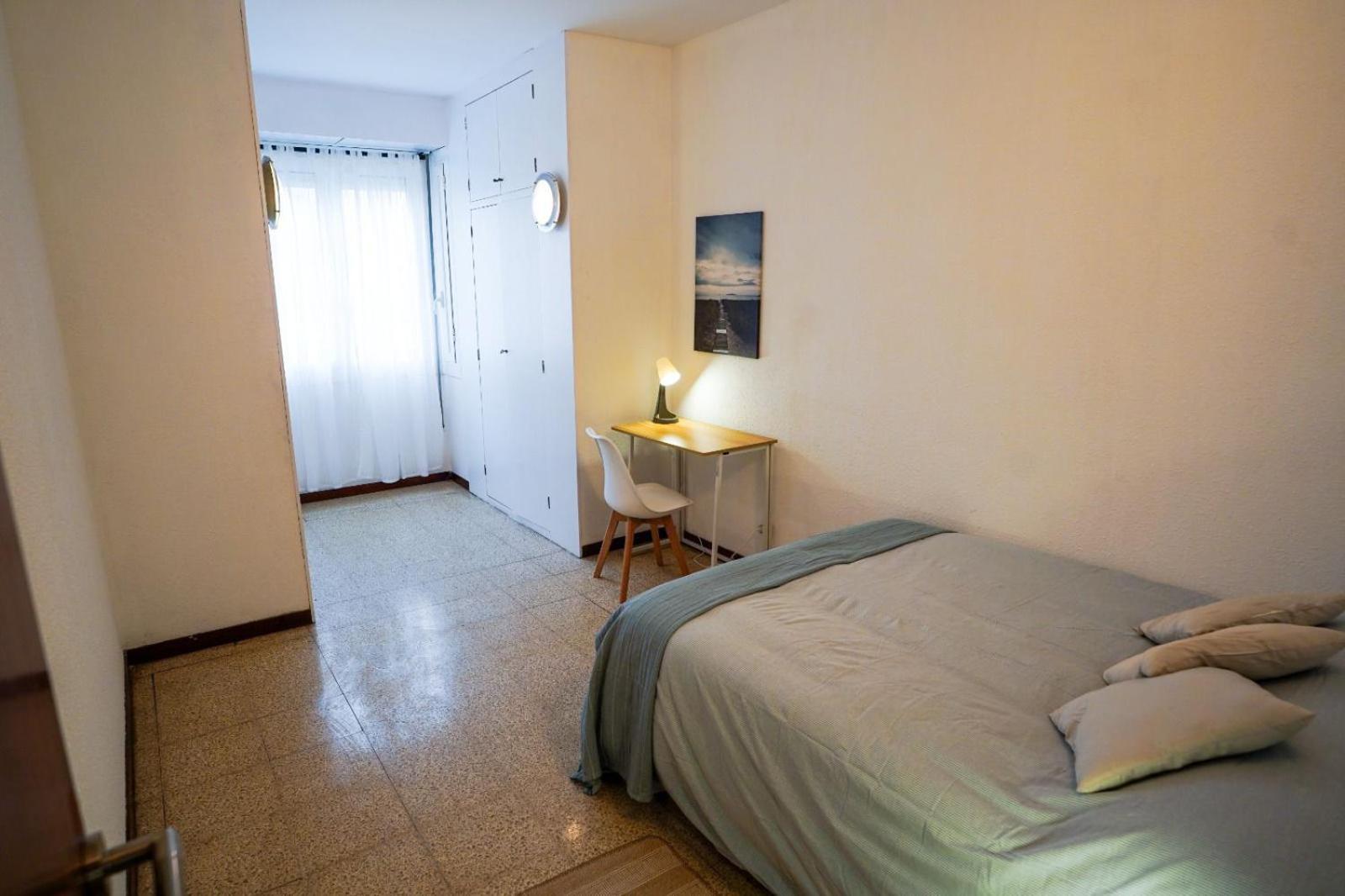 Privada En Piso Compartido Lepanto Vandrerhjem Barcelona